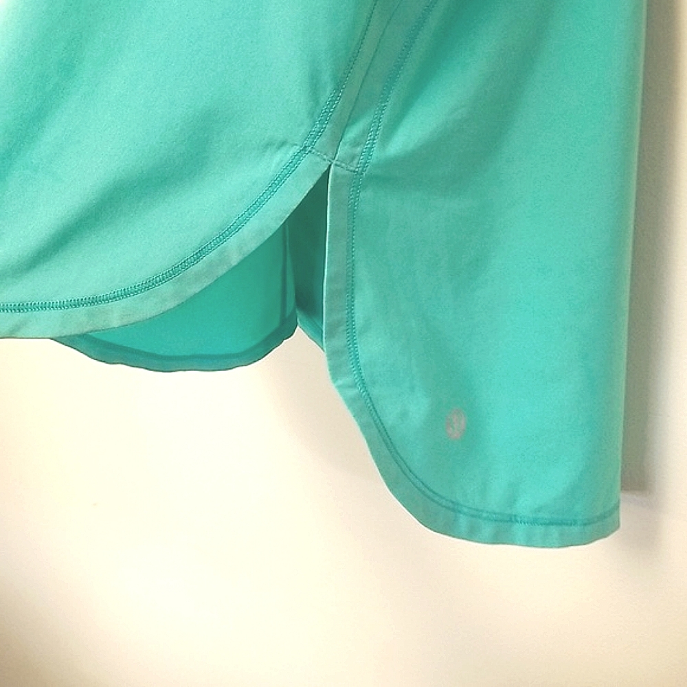 lululemon athletica Aqua Green V-Neck Athletic Tank - Picture 5 of 7